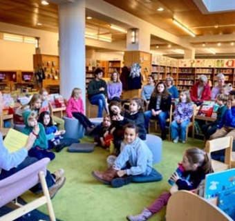 voorleesmoment te bib Brasschaat