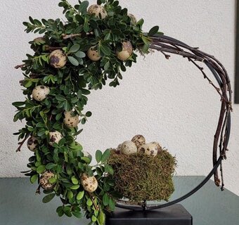 Bloemschikken thema Pasen ring