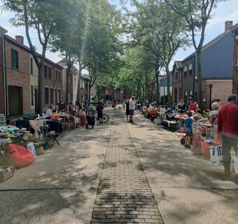 Rommelmarkt Van de Wiellei Noord