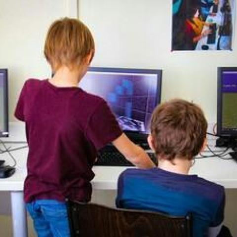 Minecraftkamp (3e, 4e, 5e leerjaar) © VZW CodeFever